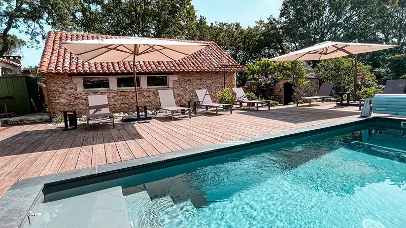 HLO_Coly-Saint-Amand_La Borie d'Asplat_Piscine vue borie_novembre 2023©SFondaneche