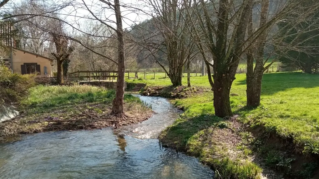 HPA_Domaine de Castalia_Fleurac_ruisseau