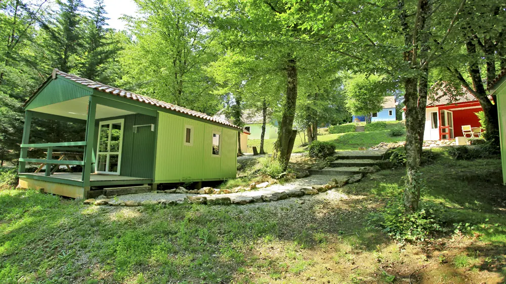 LES CHALETS DU PÉRIGORD