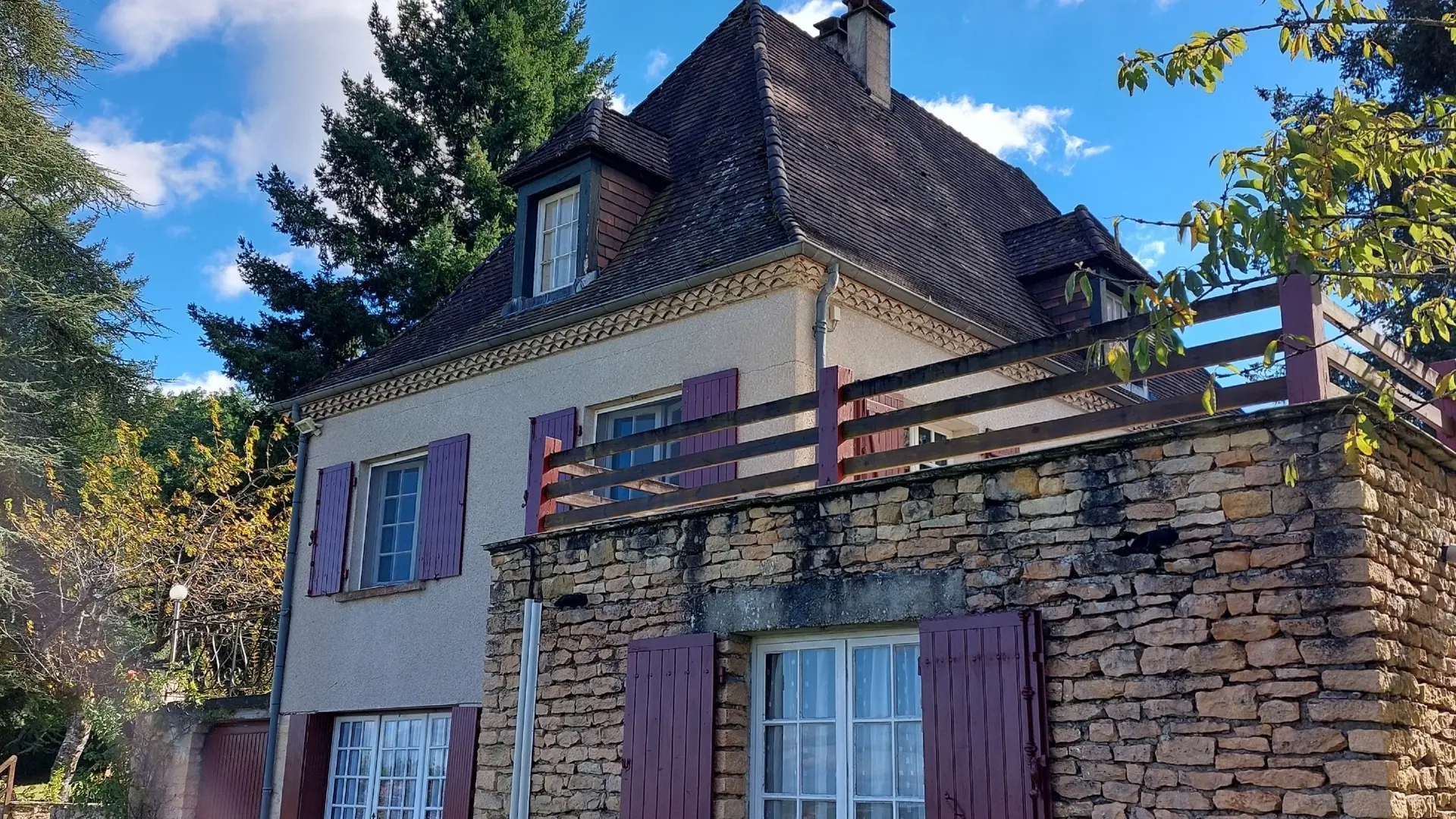 LA CONTIE proche de Sarlat (13) - Copie