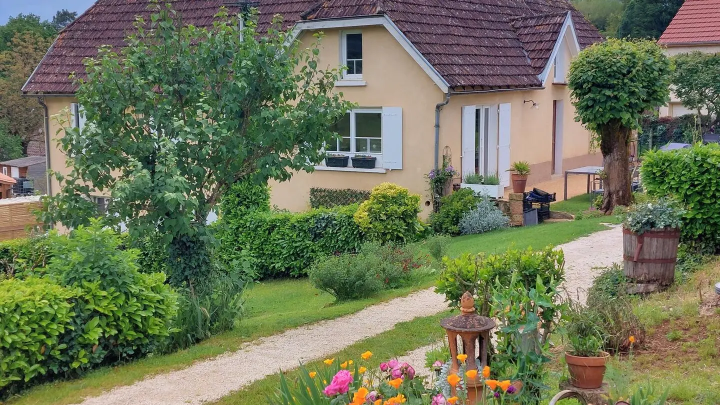 LA MAISON DU SOLEIL A SARLAT (1)