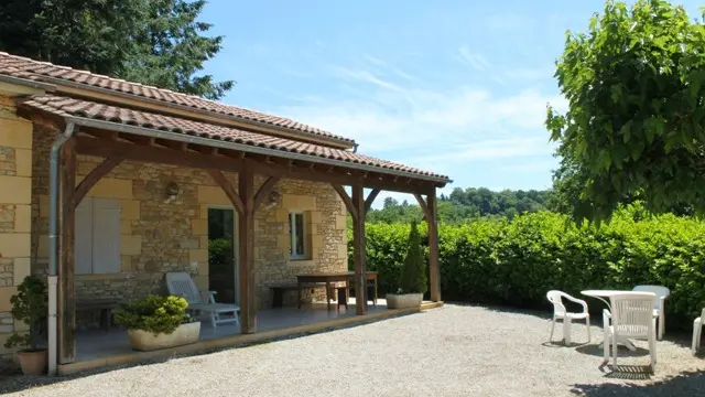 LA VILLA-EXTERIEUR