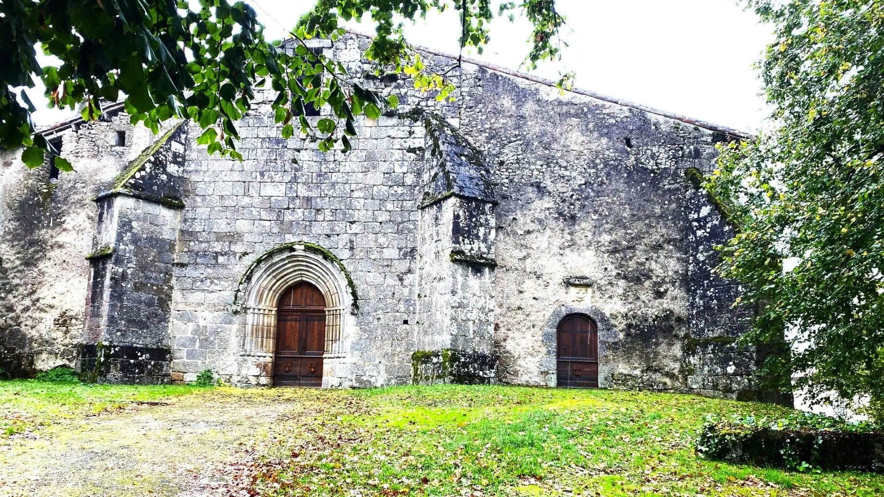LE BOURDEIX-Boucle des Forges-Eglise