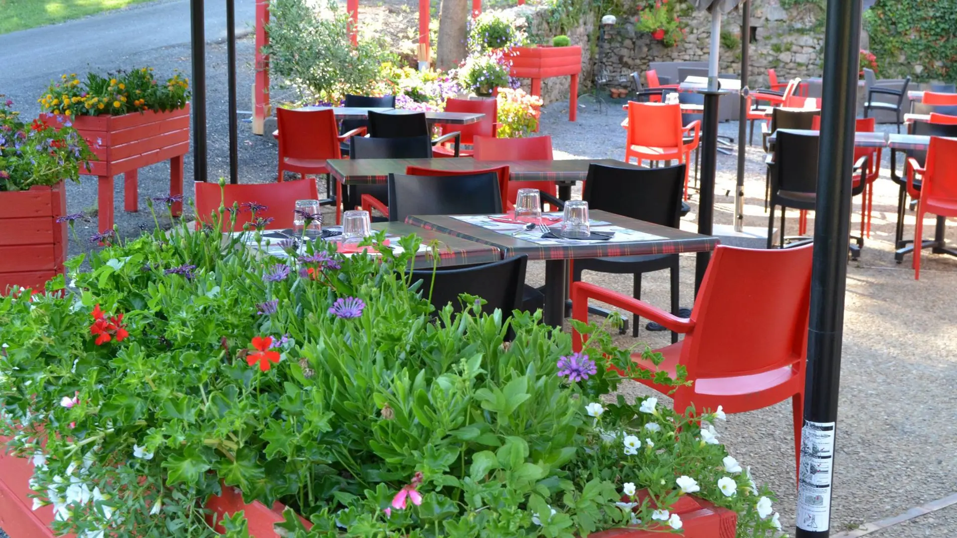 LE MARQUEE (2)