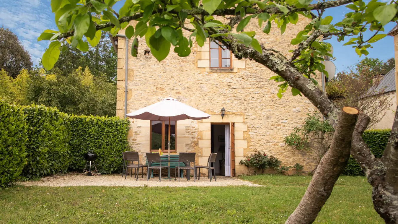 LE PETIT MANOIR DE VITRAC - GÎTE LE POMMIER 4