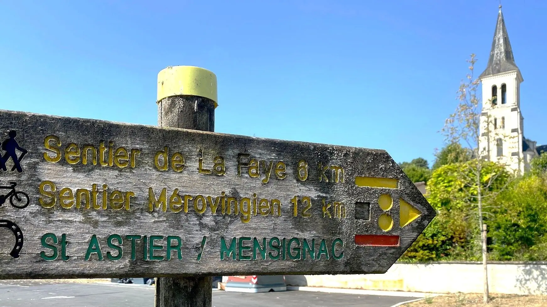 LEGUILLAC DE L'AUCHE-Sentier Mérovingien-Signalétique 2