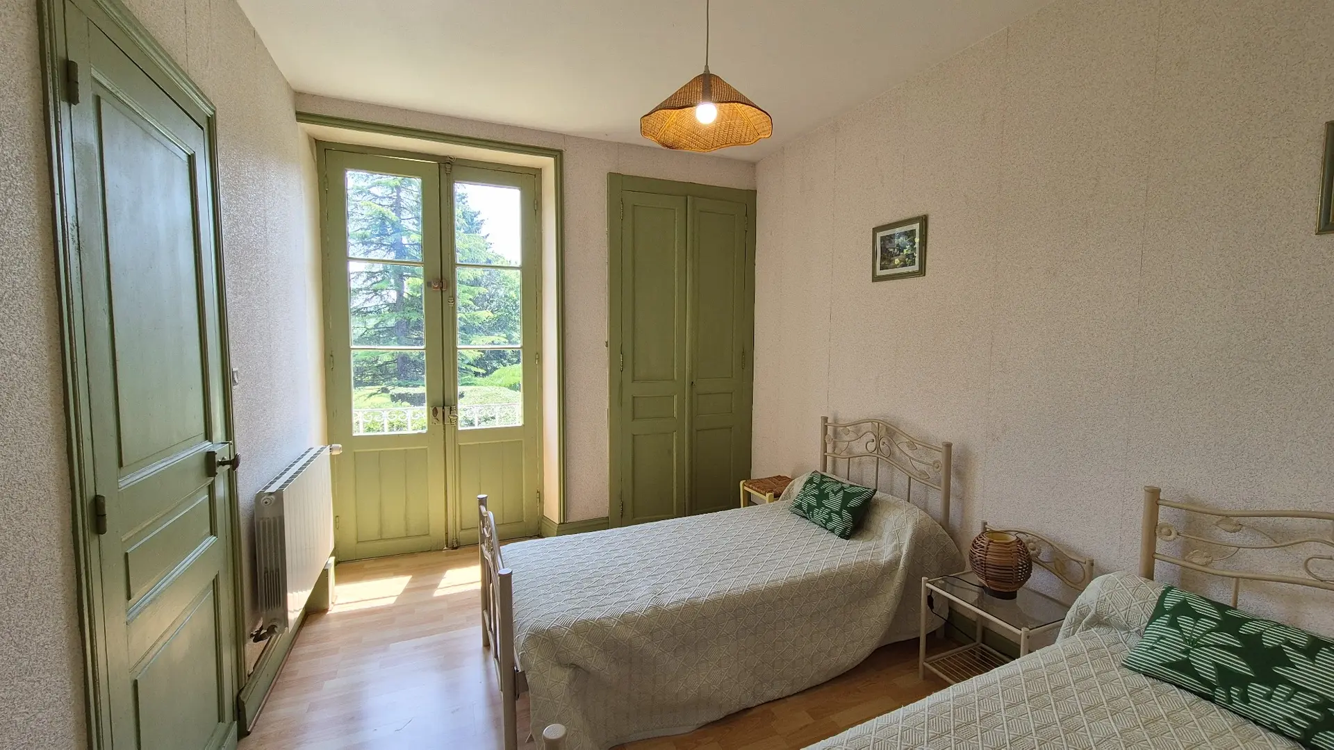 LES GLYCINES avec piscine privée à Sarlat (8)