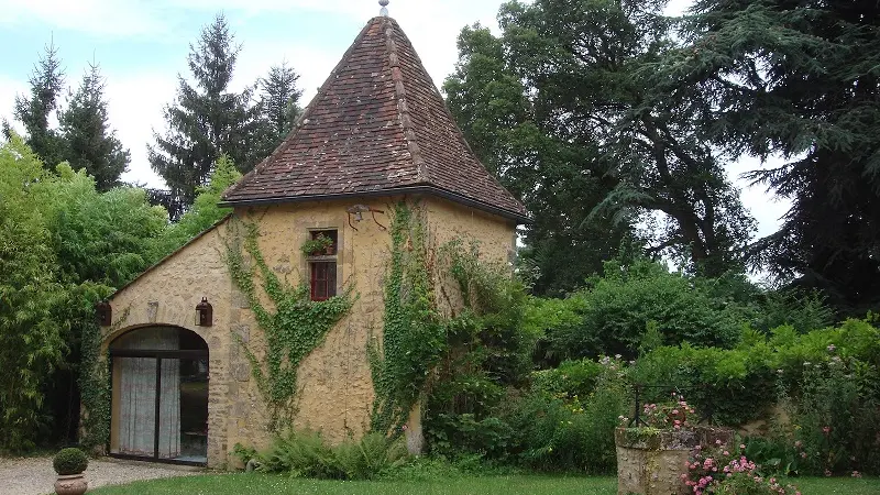 La Petite Moissie Extérieur1