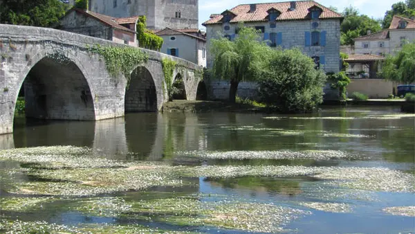 Le village de Bourdeilles