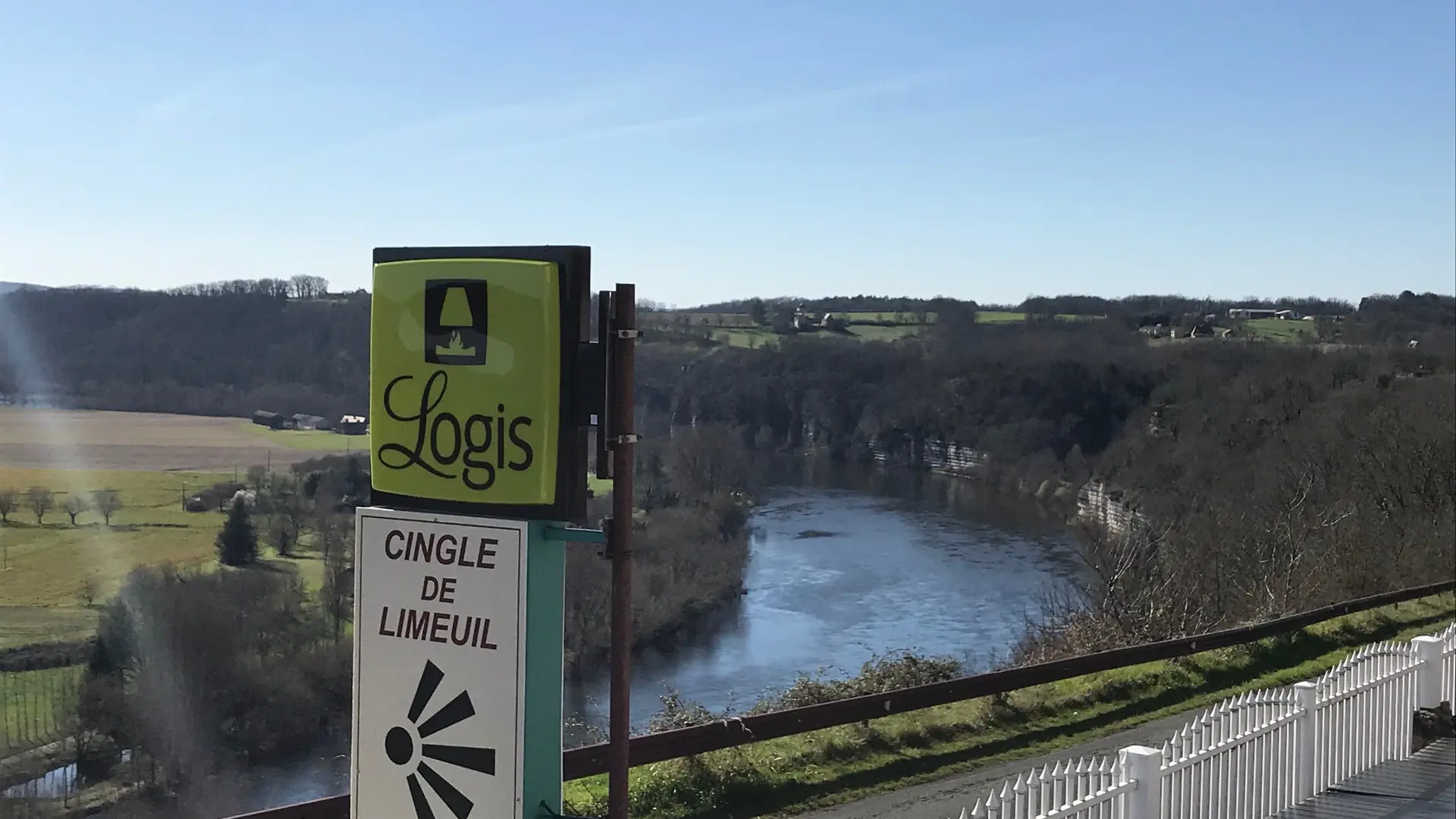 Les balcons de l'Espérance Limeuil ©A.Borderie-4