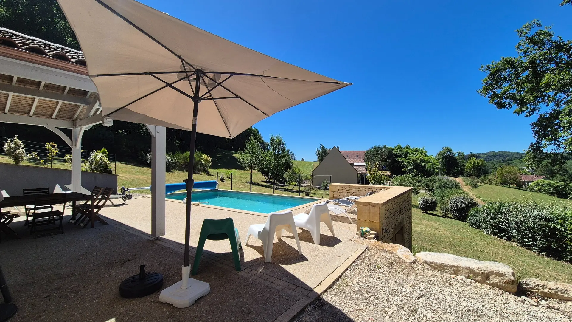 MAISON ROSALIE avec piscine chauffée à Sarlat (32)
