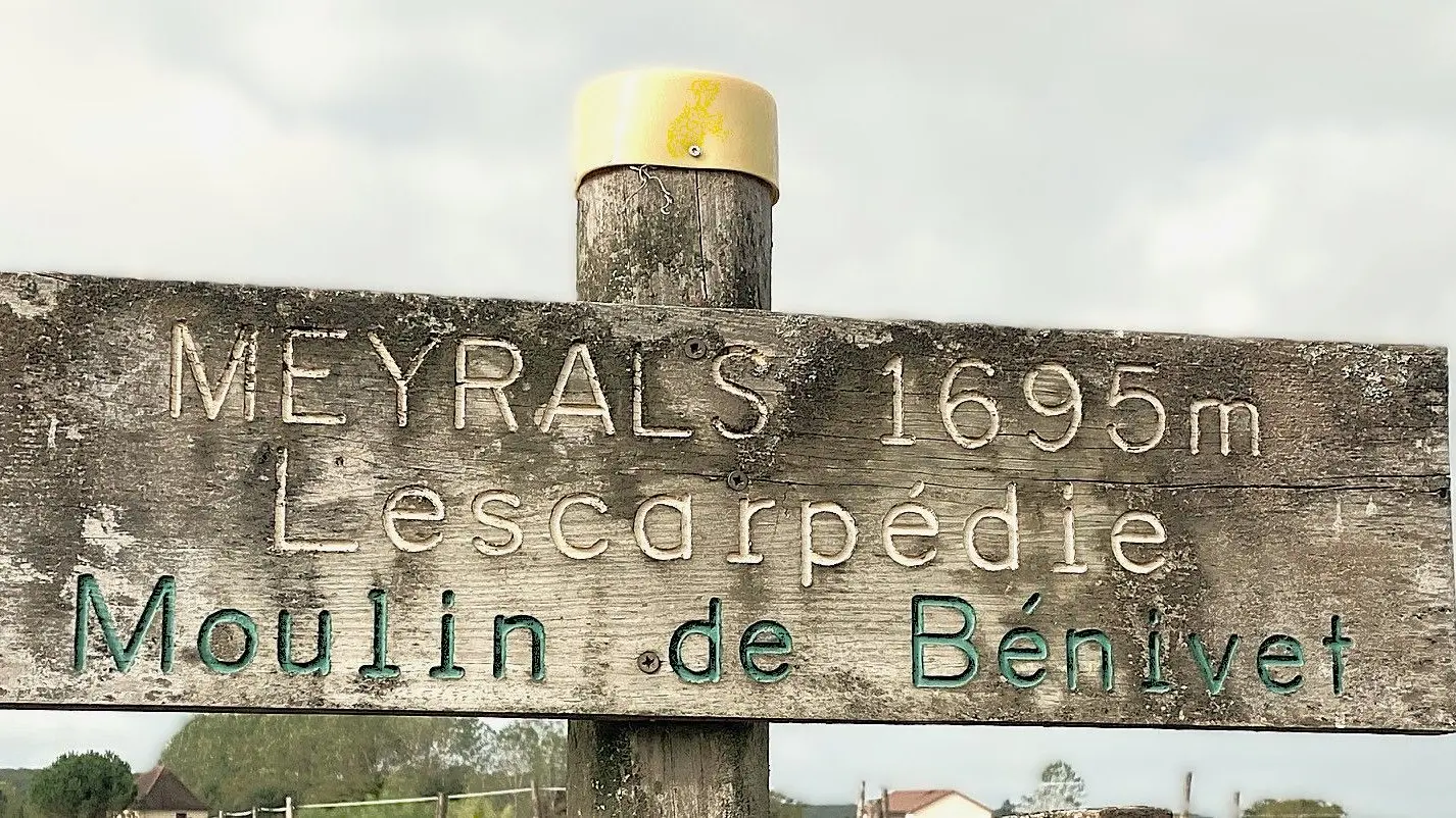 MEYRALS-Boucle de lescarpedie-Signalétique