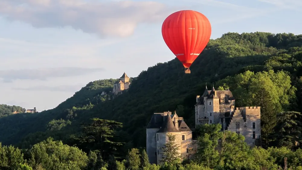 Montgolfière et Châteaux