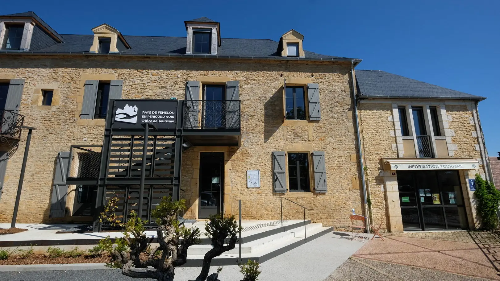 Office de Tourisme de Salignac-Eyvigues - Avril 2025