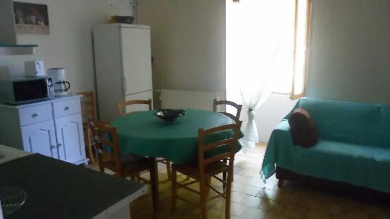 Oustal côté cuisine