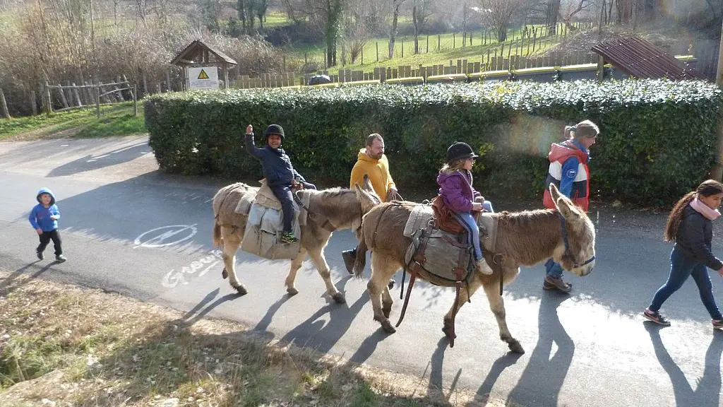 Ferme au pas de l'âne - Molières Bastides Dordogne Périgord en famille