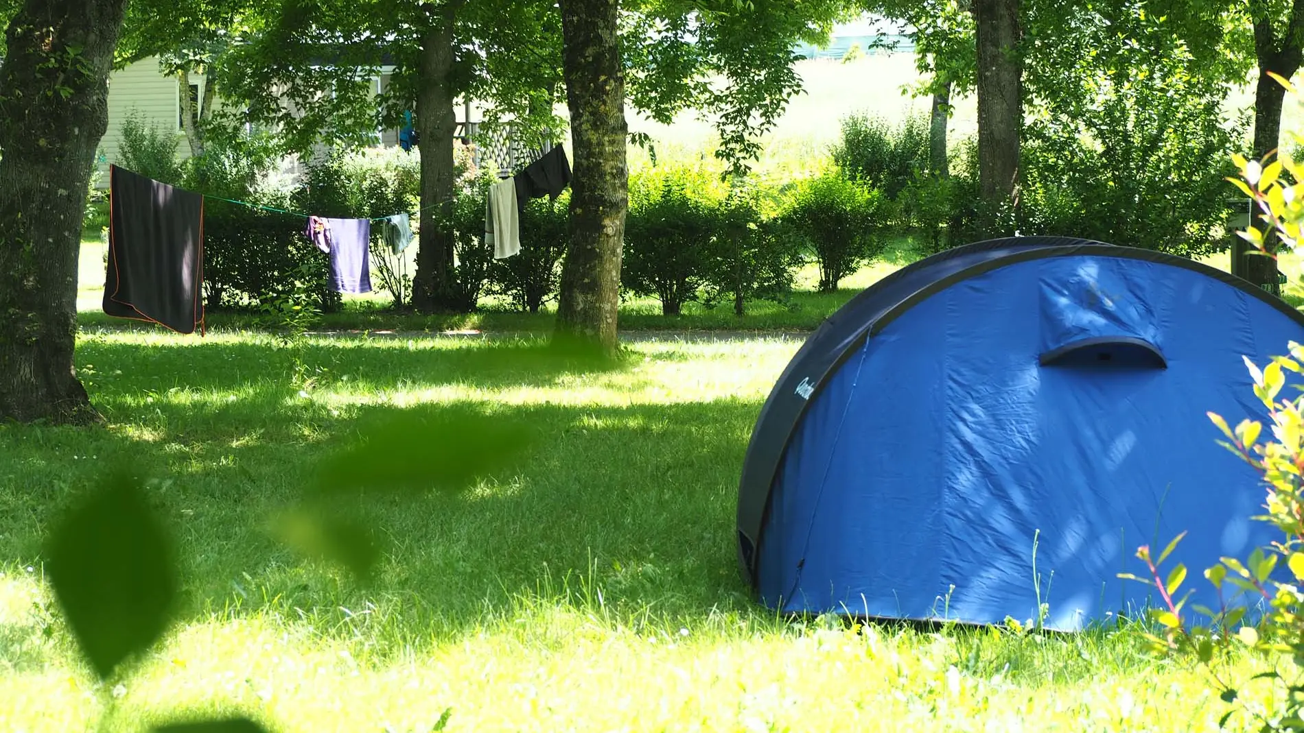 Camping les Cinq Chateaux - Vézac