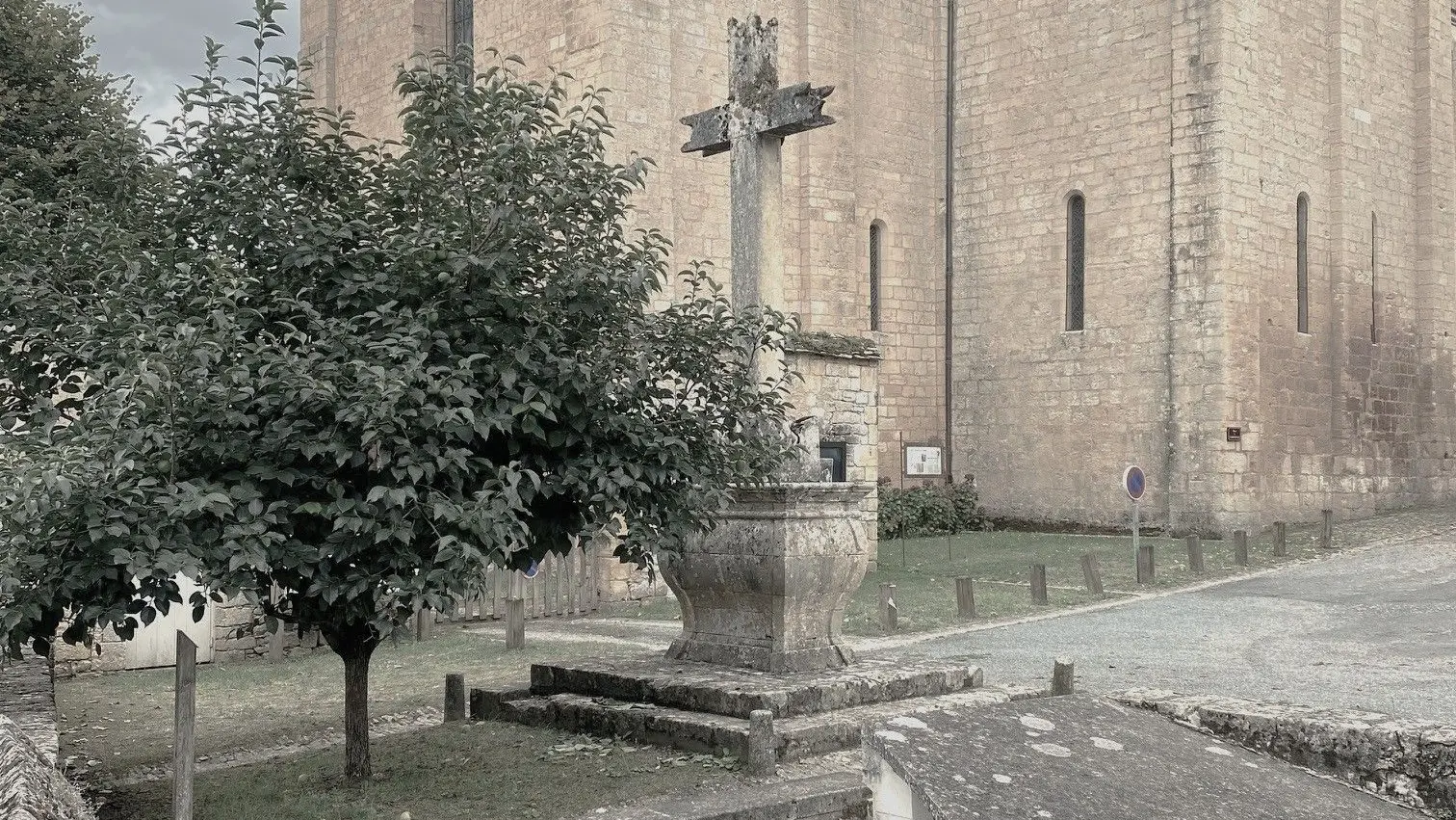 PAUNAT-Boucle des Bertrandoux-Eglise