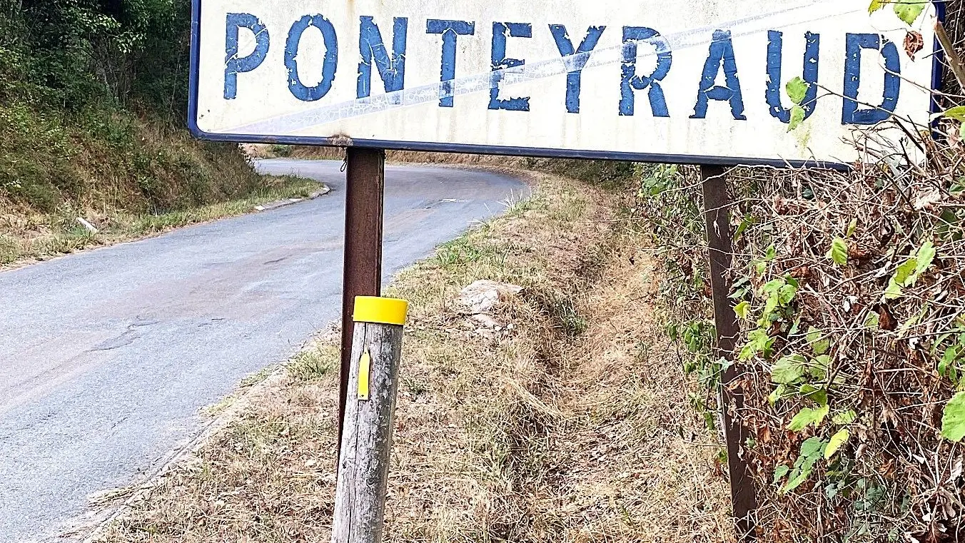PONTEYRAUD-boucle du Bois de Jalineau-Route-Poteau