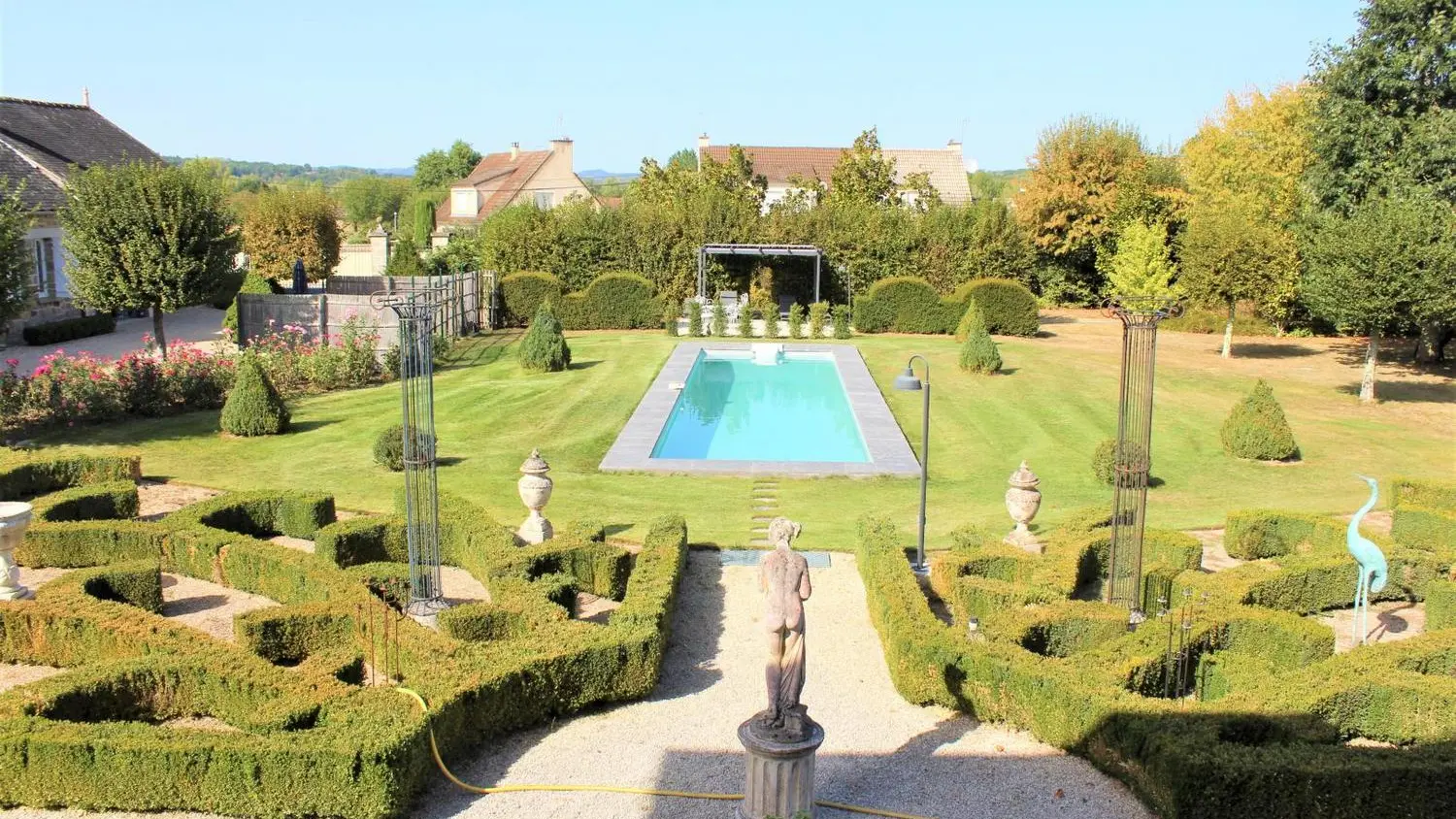 Piscine gite Montplaisir