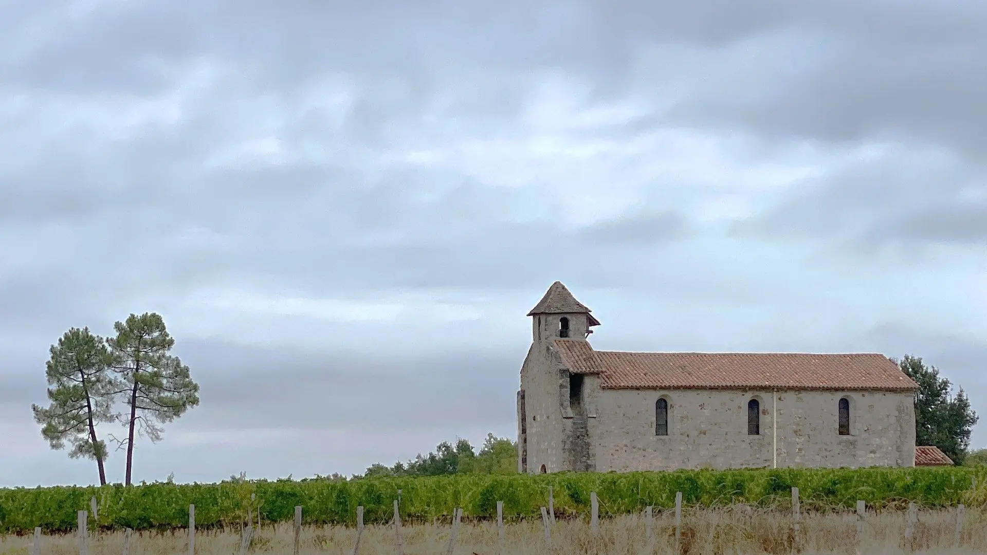 SAINT-AULAYE-PUYMANGOU-Boucle de Puymangou-Eglise