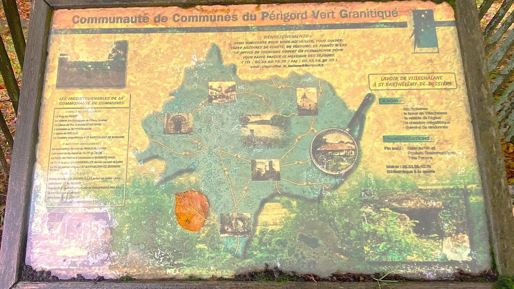 SAINT-BARTHELEMY-DE-BUSSIERE-Boucle du Chatenet-Panneau info 2
