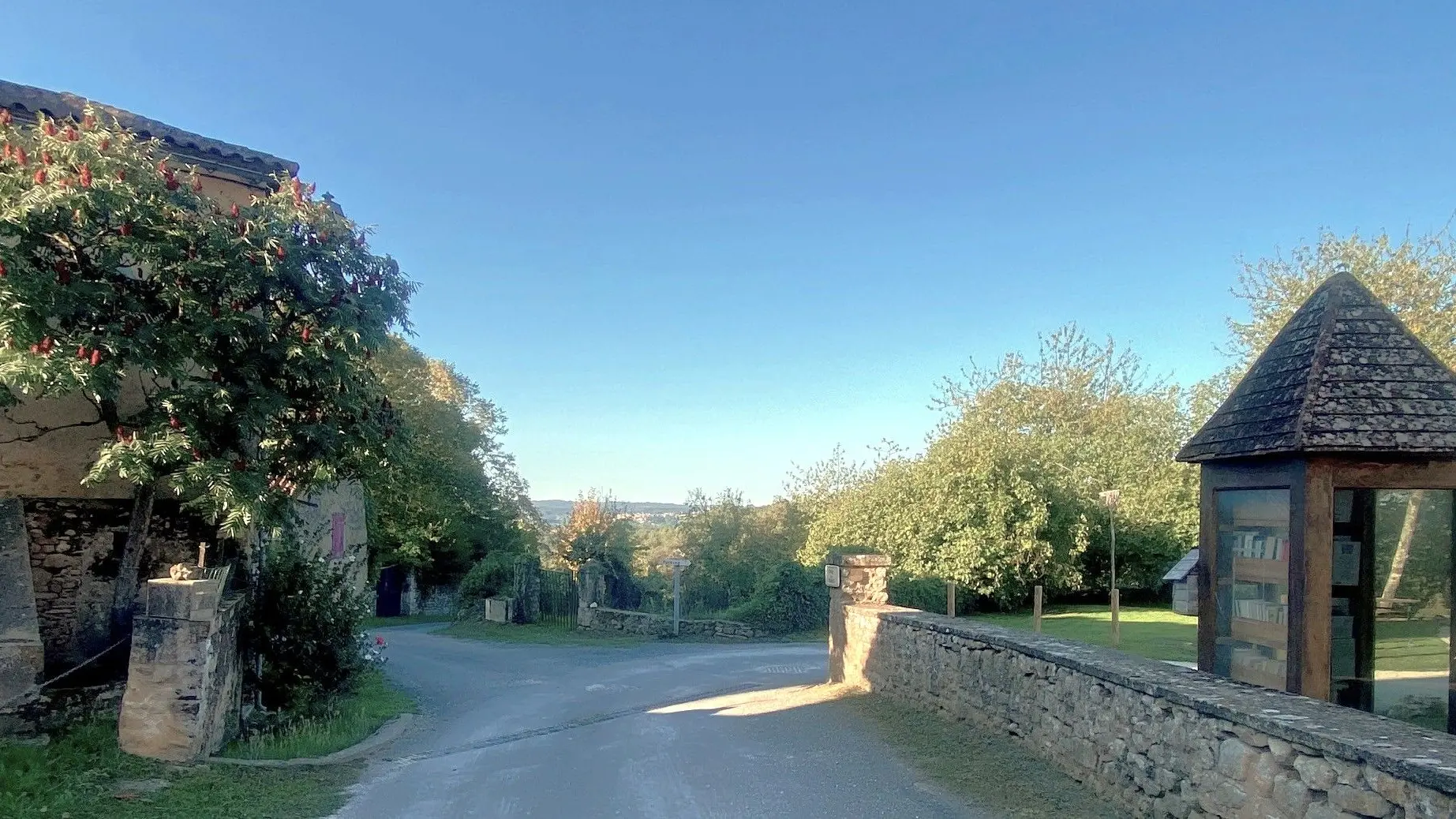 SAINT-GERMAIN-DE-BELVES-Boucle de Marcousin-Village