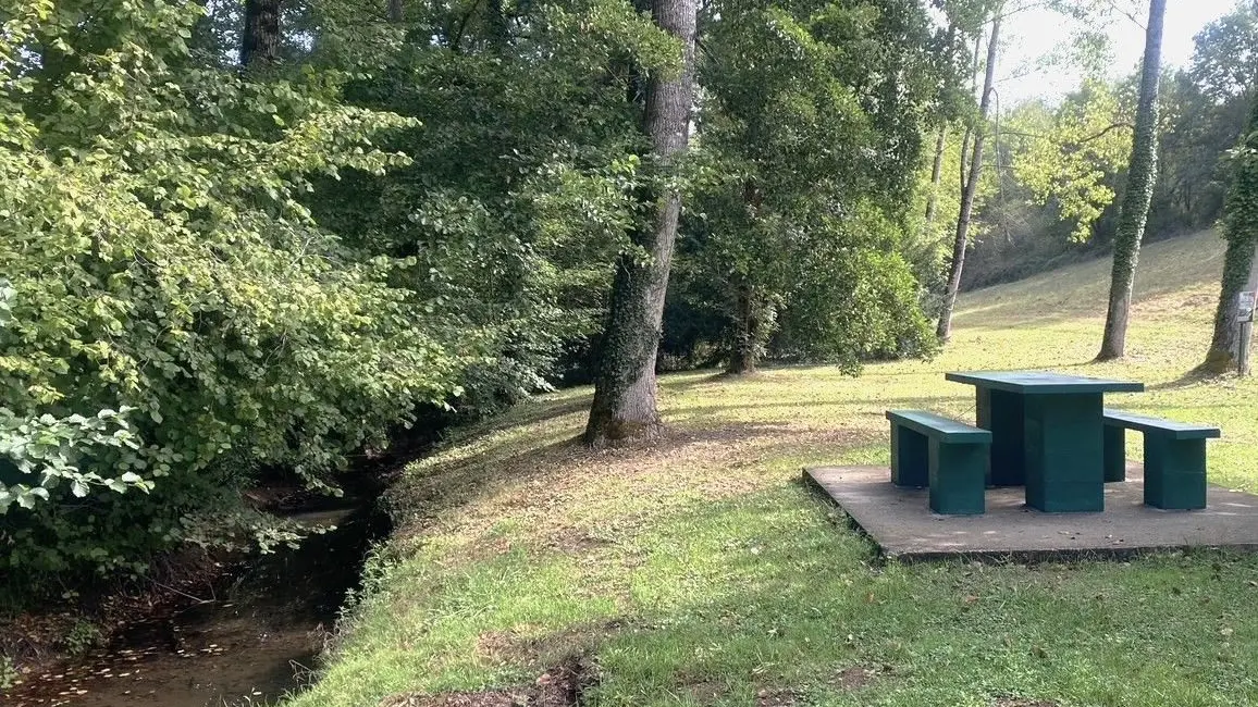 SAINT-MARTIN-LE-PIN-Boucle de Saint-Martin-Rivière