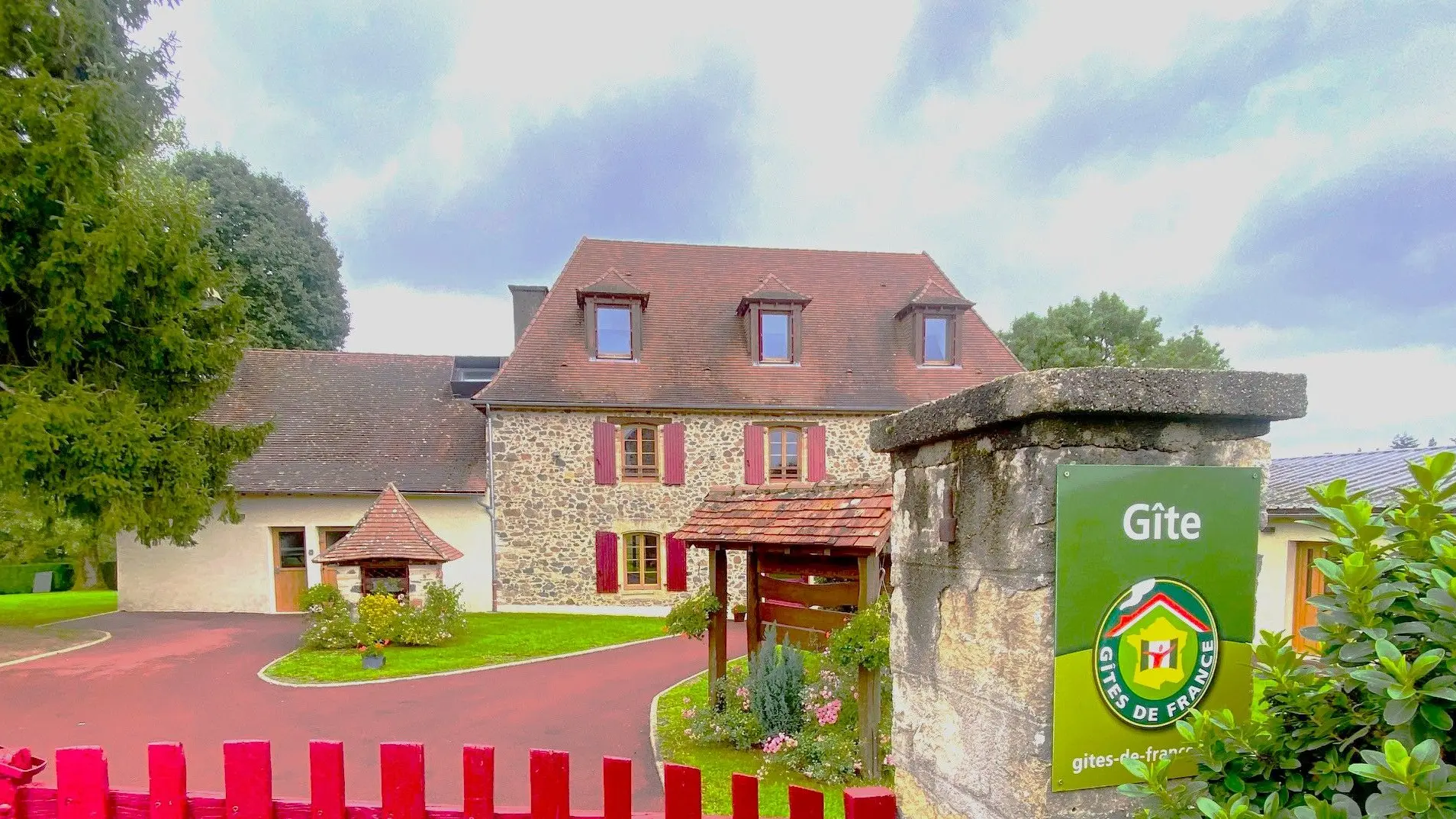 SAINT-MESMIN-Boucle de Gabourat-Gîte