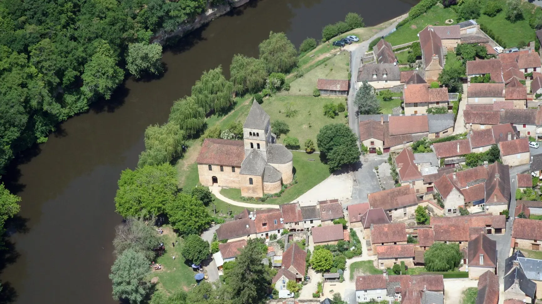 St Léon sur Vézère