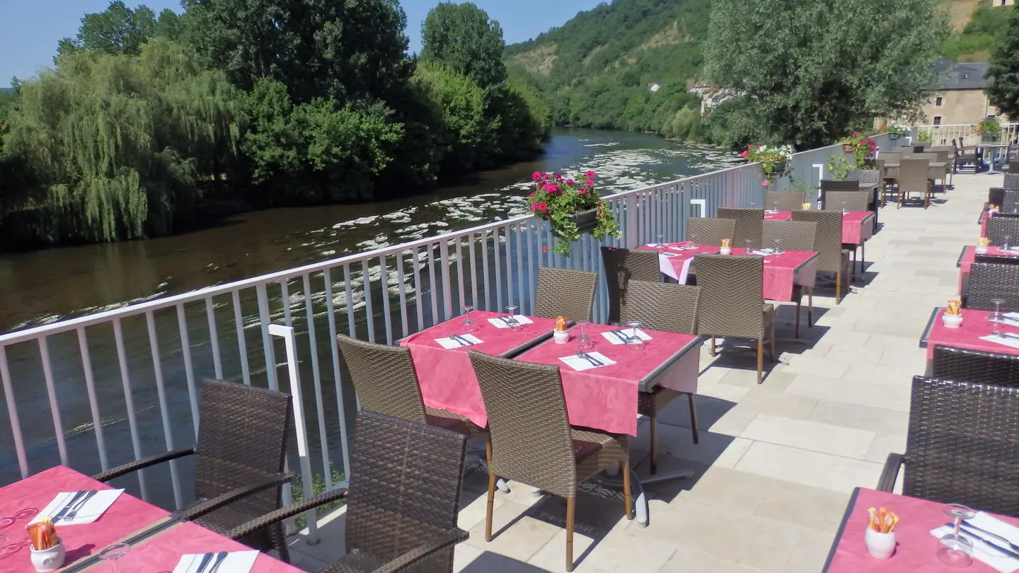 Terrasse restaurant-Hôtel le Royal Vézère, Le Bugue