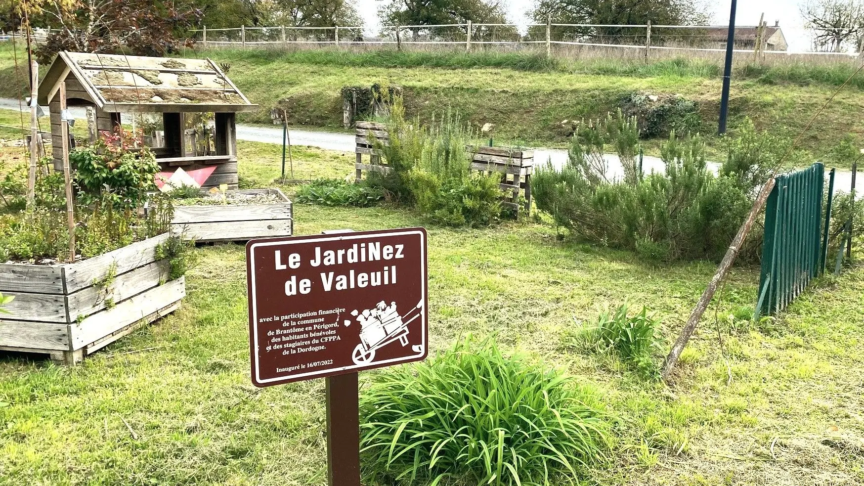VALEUIL-Boucle de Valeuil-Panneau Jardin communal