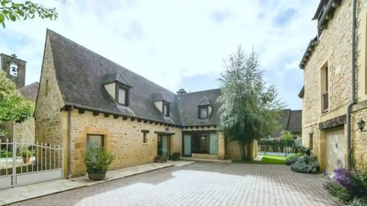 VILLA_LE_CLOS_piscine privée -location vacances pour  8 pers - proche de sarlat (2) 2 2