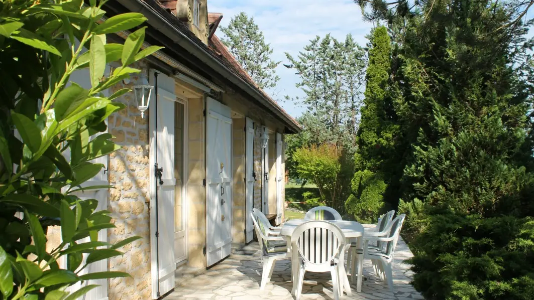 Villa lou claou - piscine couverte - proche lascaux (.30)