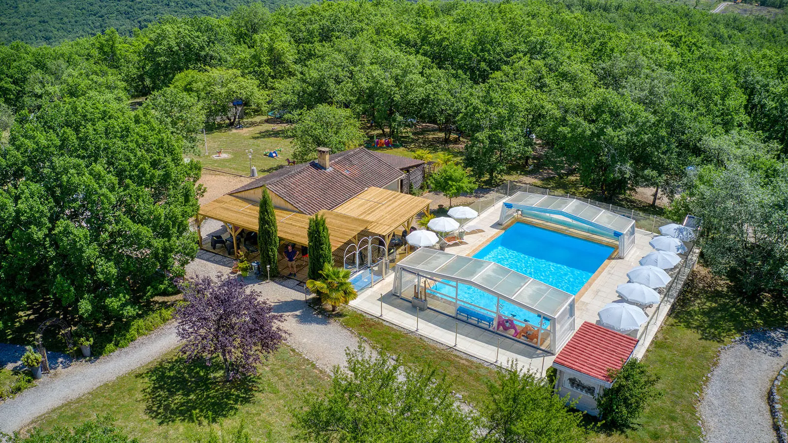 Piscine - Village de gîtes La Truffière