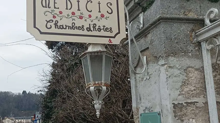 Azalide, Elisa Fave - bannière drapeau chambres d'hôtes