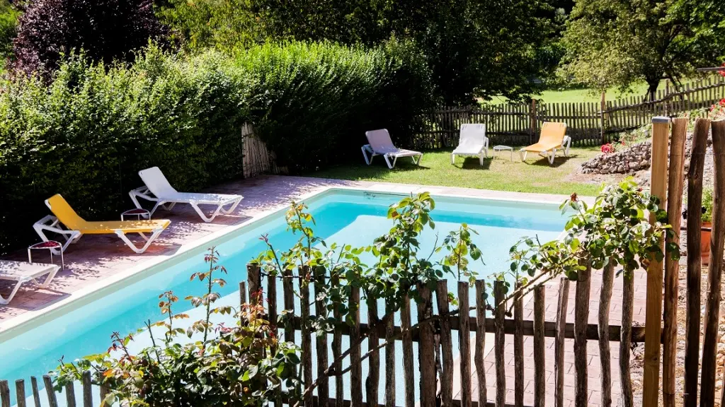 Piscine gite de la fontaine