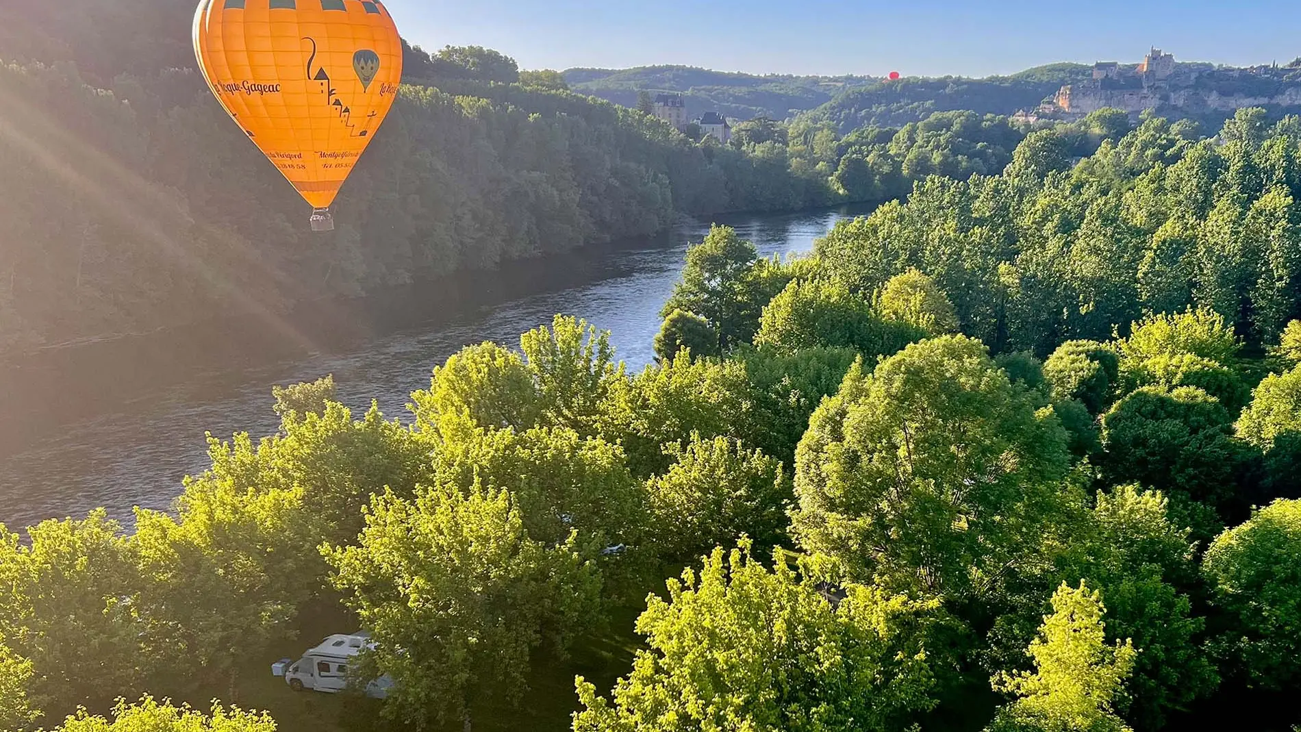 Camping les Cinq Chateaux - Vézac