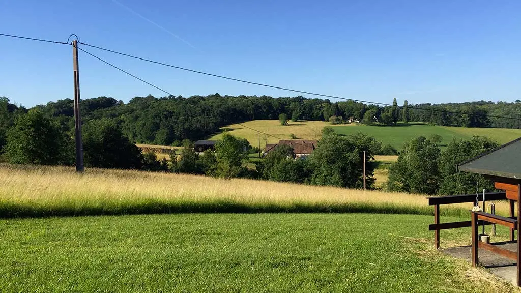 Camping Le Coteau de l'Herm à Rouffignac Saint-Cernin