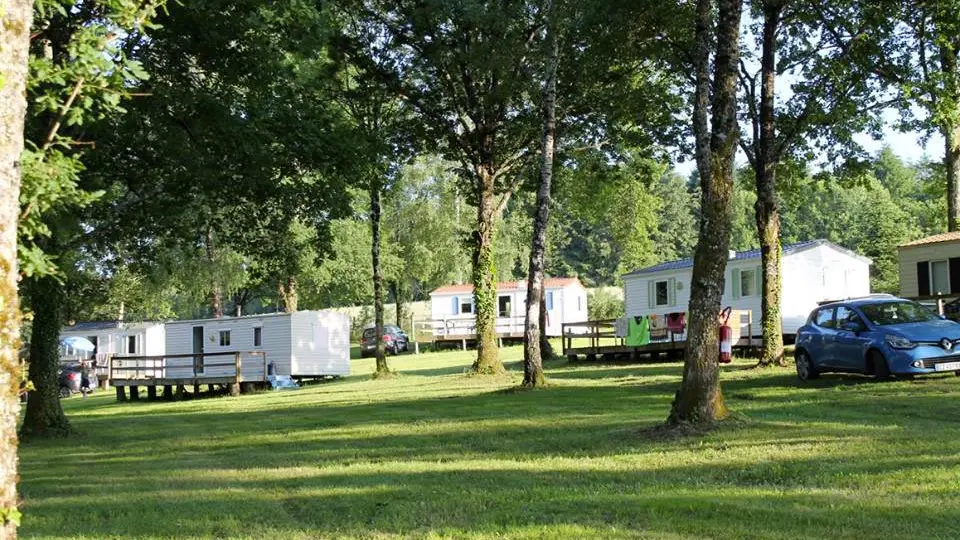 Camping La Ripole à Abjat sur Bandiat