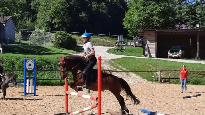 centre-equestre-neuvic