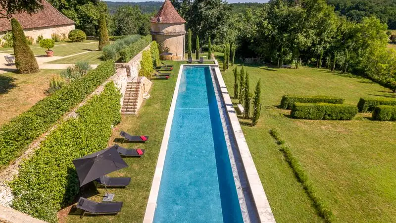 château de lascoups - piscine