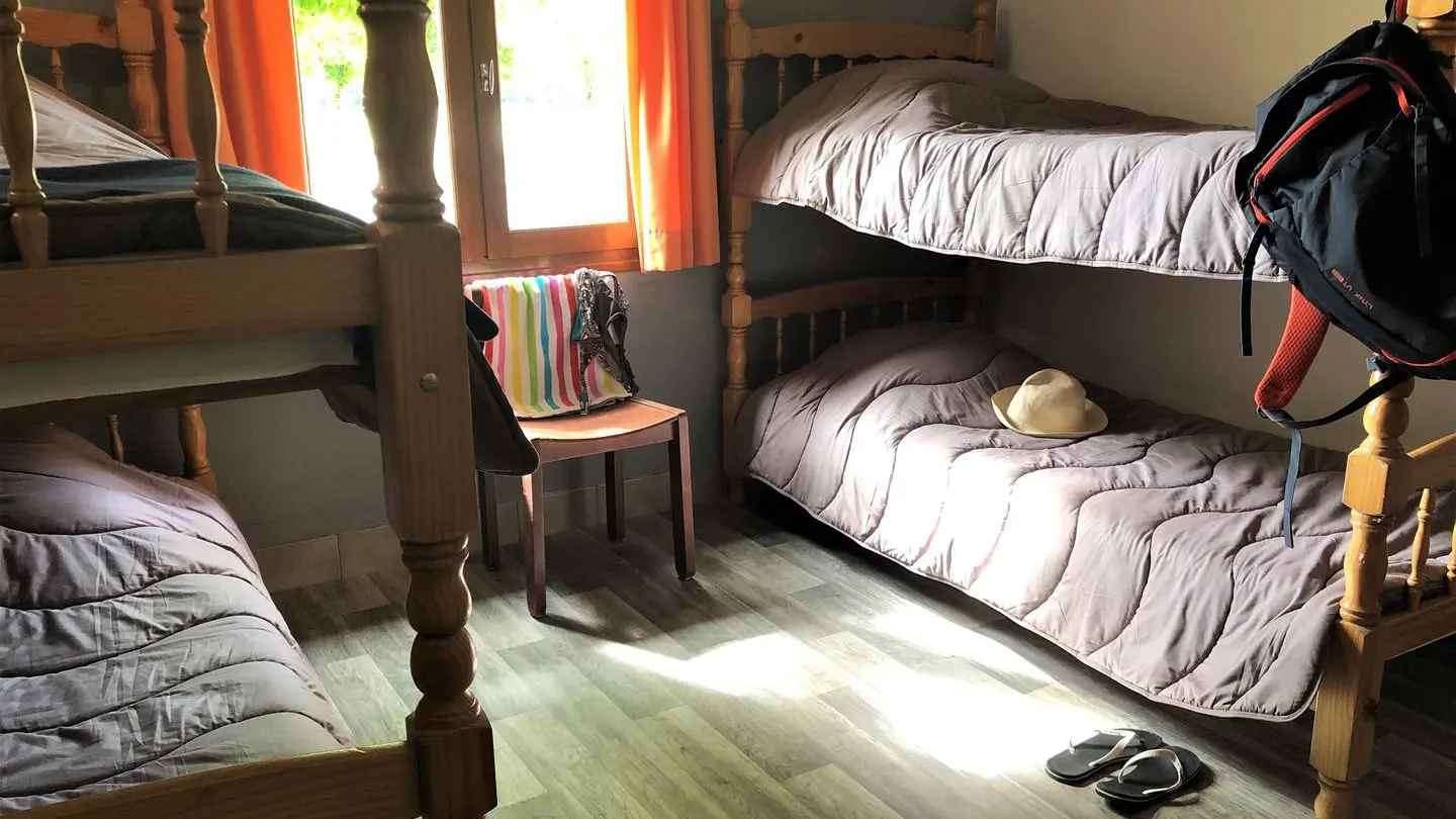 chambre-dortoir refuge