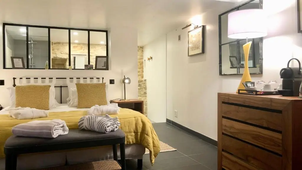 chambre-liurne-hauts-de-gageac