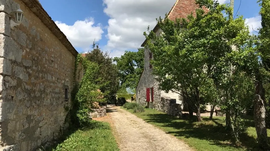 domaine de jurmilhac_chemin