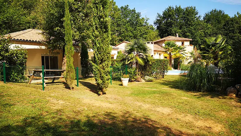 exterieur-les-mesanges©le-mas-des-geais