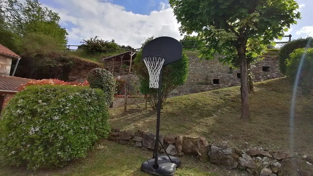 gite-piscine-colline-truffière-sourzac