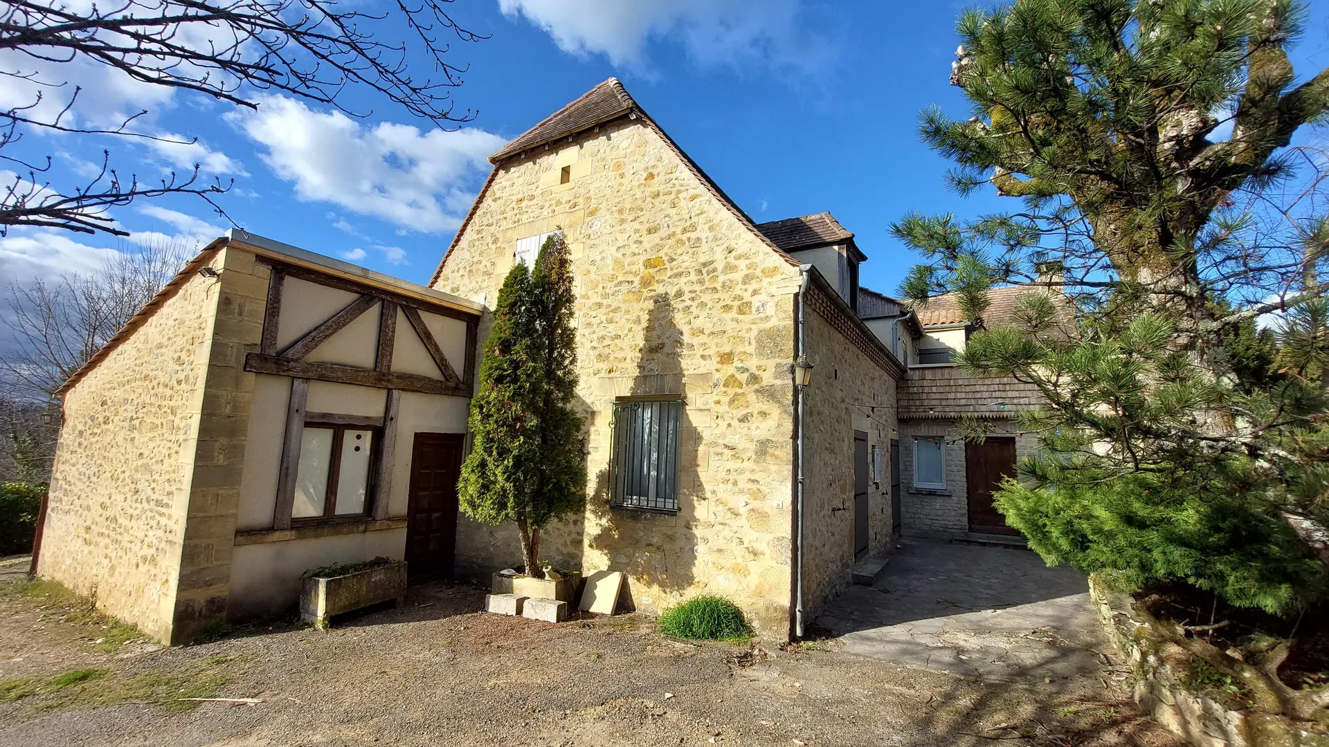 Villa des 4 M avec piscine chauffée à Sarlat_3