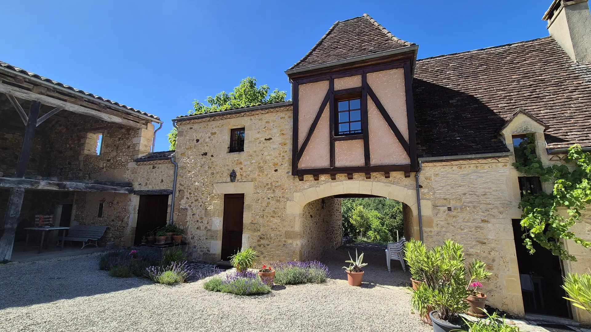 Lescale au sud de Sarlat avec clim_1