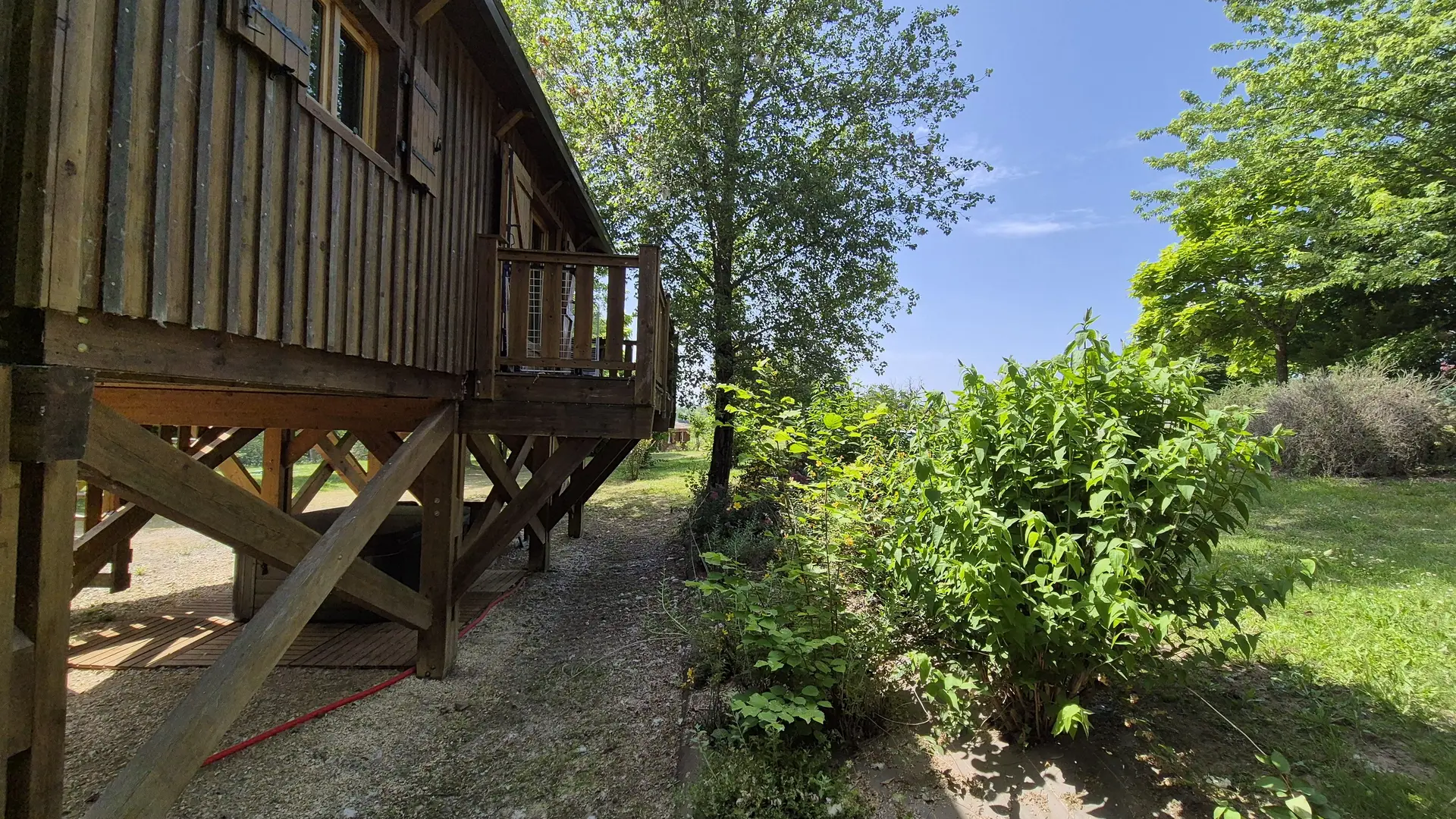 Cabane sur pilotis Ouetou clim spa et piscine_14